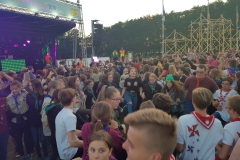 20190608_213745-Large